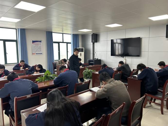 建材公司、檢測公司聯(lián)合開展管理人員業(yè)務提升考試
